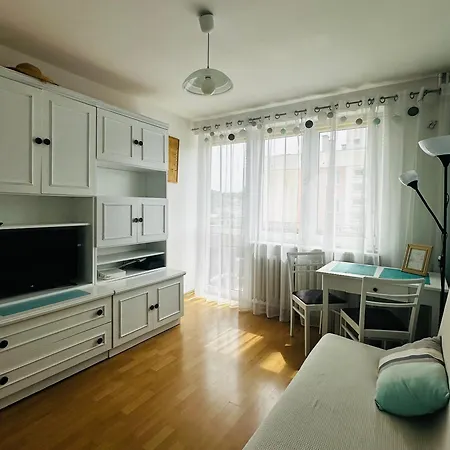 9th Floor Flat Appartement *